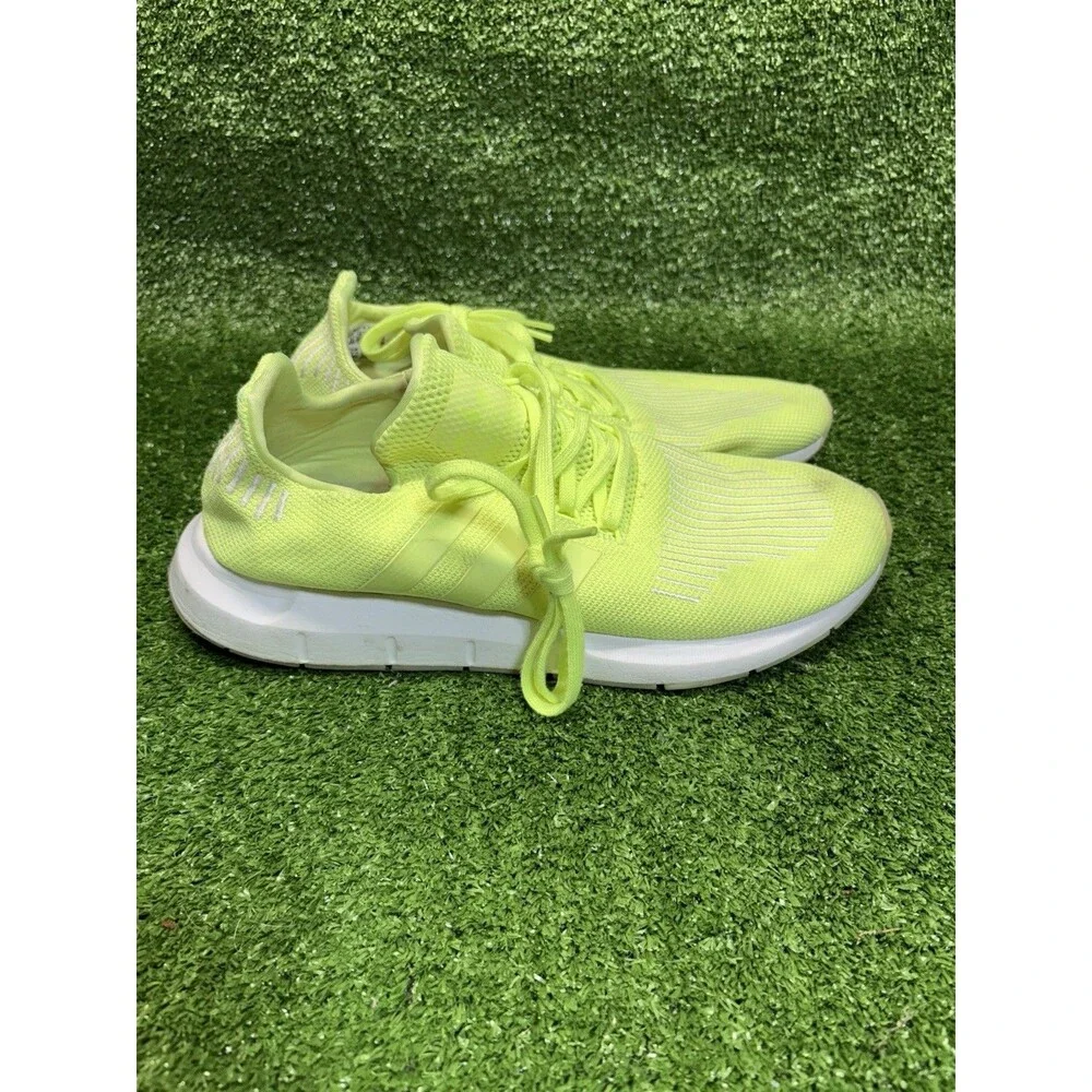 Size 11 adidas Swift Run Neon Yellow White Mens Running Lifestyle Shoes Sneakers